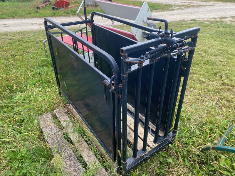 Hay/Forage/Livestock  Marweld Sheep/Goat/Calf Squeeze Gate Photo